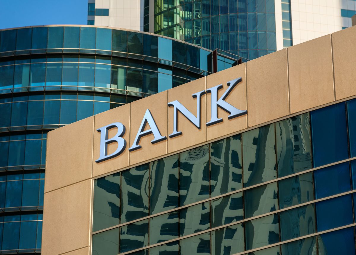¿Cuál es el mejor banco para ti: Chase o Wells Fargo?