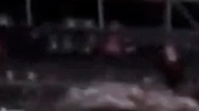 La tenista española Sara Sorribes recibe un llamado de atención de su entrenador.