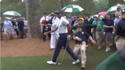 Tiger Woods sufrió un fuerte accidente en Los Ángeles.