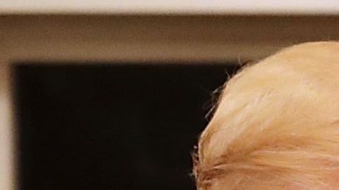 El presidente Trump publicó un video sobre la demócrata Ilhan Omar.