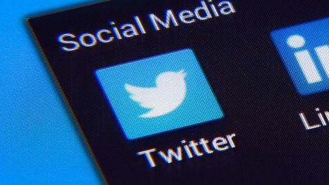 Twitter ha sido criticado por no hacer lo suficiente para evitar publicaciones promoviendo la supremacía blanca.