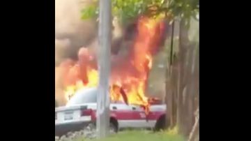 VIDEO: Narcos queman vivo a taxista en Veracruz