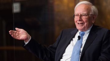 Warren Buffett ya lleva 20 años siendo parte de esta curiosa y lucrativa subasta.