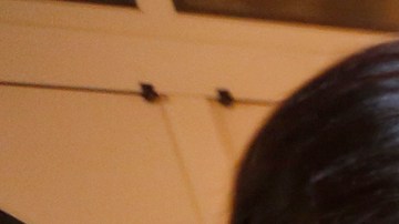 A María Alonso, de 55 años, le revisaron la presión tras acudir a la conferencia ‘Por tu corazón’. / Foto: Aurelia Ventura.