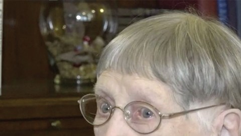 Abuela de 104 años toma coca light todos los días.