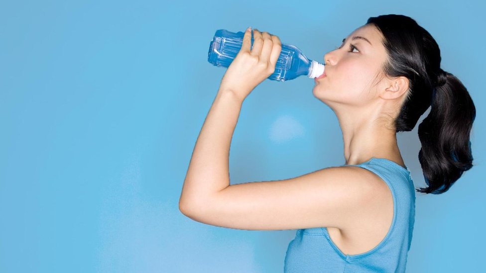Un cuerpo sano nos alerta de la deshidratación.