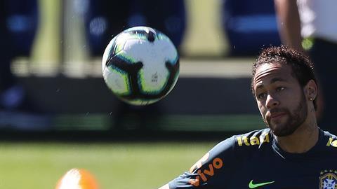 Neymar podría estar en la órbita del Barcelona, dos años después que dejó al equipo blaugrana por el PSG