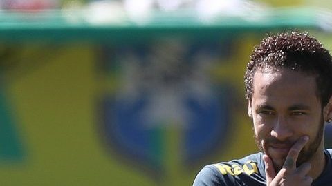 El futbolista brasileño Neymar sigue dando de qué hablar.