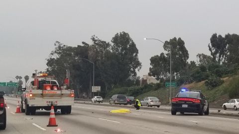 El accidente se presentó en la autopista 10 con sentido este esta madrugada.