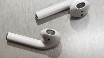 Los audífonos Airpods de Apple son realmente codiciados para esta temporada.