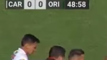 El árbitro Víctor Hugo Hurtado murió en pleno partido en el fútbol de Bolivia.