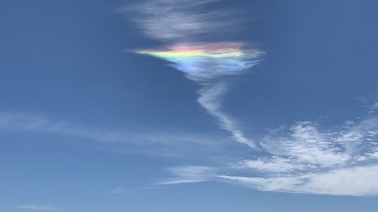  Arco  iris  de forma y belleza  sin igual se vieron en playas 