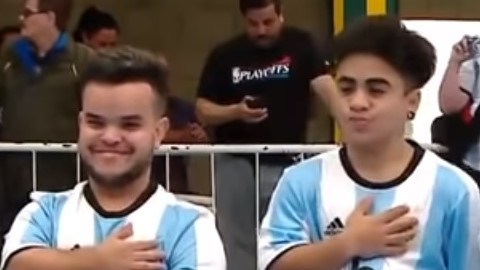La selección argentina de fútbol de gente de talla baja.