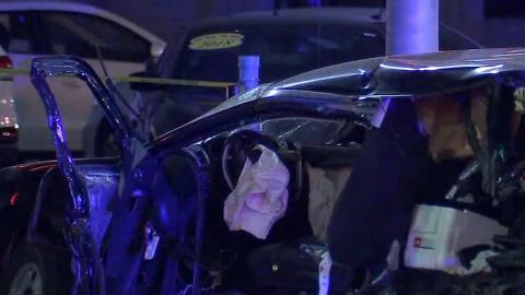 Otras tres personas involucradas en el accidente fueron transportadas al hospital con heridas menores.