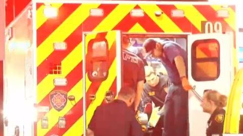 El hombre herido, según la policía, después se dirigió a un restaurante McDonald’s.