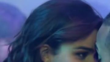 Clarissa Molina y Ozuna en una escena de “Qué León”.