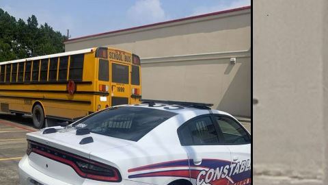 La mujer fue arrestada en la intersección Aldine Westfield y Hirschfield a eso de las 2 p.m.