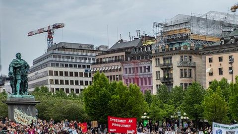 Greta Thunberg agradece a quienes participan en #SchoolStrike4Climate.