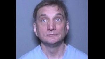 El doctor, Eric Sillis, de 54 años, fue acusado de asesinar a su esposa en el 2016.