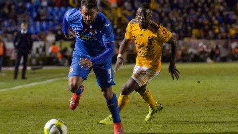 Martín Cauteruccio, del Cruz Azul, equipo que visitará San José.