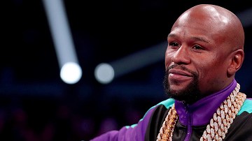 Floyd Mayweather ha expresado su interés en apoyar a los demás, por ello quiere ser entrenador de boxeo.
