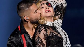 Madonna y Maluma en el escenario
