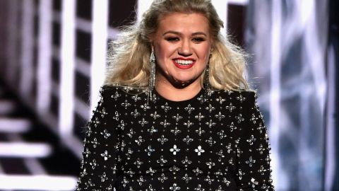 Kelly Clarkson.