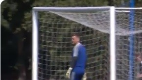 Gonzalo Higuaín perdió los estribos y confrontó a sus compañeros del Chelsea