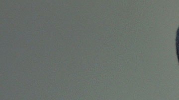 El rapero sugirió que los empleados usaran un chaleco que los identifique y puedan acercarse a las casas sin problemas.