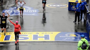 Lizzette Pérez corrió el maratón de Boston con 8 meses de embarazo. (Suministrada)