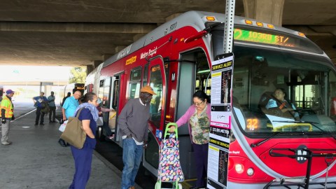 Los autobuses de Metro. (Archivo)