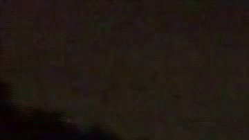 Los dos ocupantes del auto fueron declarados muertos en la escena.