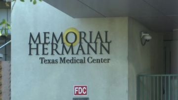 Un trabajador administrativo del Hospital Memorial Hermann ha sido acusado de haberse robado información financiera.