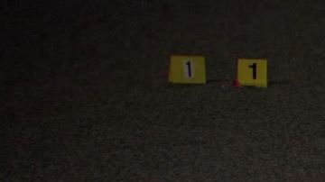 El hombre de 19 años que fue impactado fue trasladado al hospital donde fue pronunciado muerto.