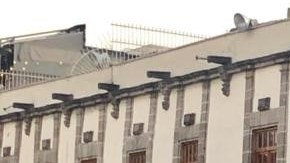 La policía Federal realizó un operativo en la Plaza de Santo Domingo