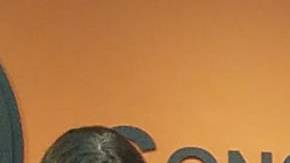 Cónsul Carlos García de Alba recibe un reconocimiento del estado de Colima. (Suministrada)