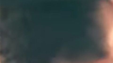 El momento del ataque en al chofer de Lyft.