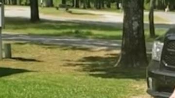 La empleada justificó su acto argumentando que no habían hecho reservación.