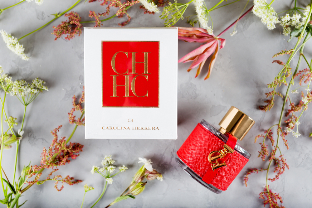 precio de perfume carolina herrera 212 mujer