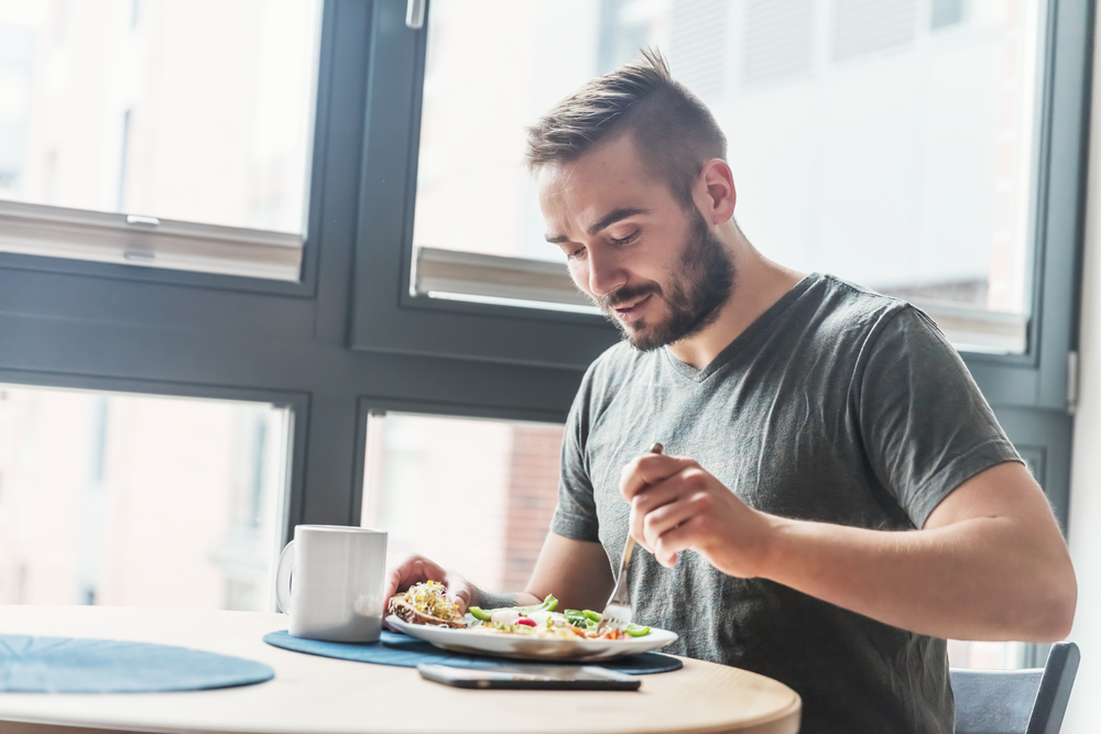 ¿Cuántas proteínas necesitamos para mantenernos saludables en la edad adulta?