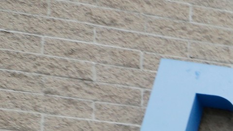 Andrés Reconco acudió al DMV con una cita. / foto: Aurelia Ventura.