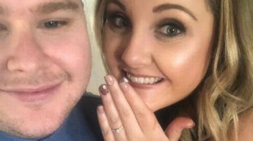 0_Scottish-lads-interview-offer-to-Tinder-match-falls-flat-but-now-theyre-getting-marriedThey-s