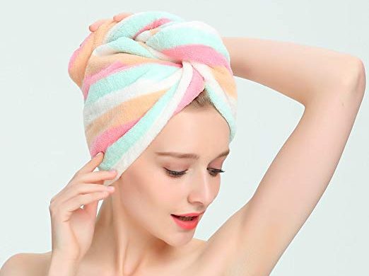 Toalla de secado rápido de pelo toalla de microfibra turbante color marfil absorbente con lazo y cierre de botón para todos los peinados muy suave