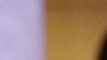 Cuomo saludó con un beso a James al jurar un nuevo término el 1 de enero de 2019