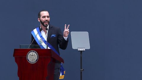 Nayib Bukele  asume como presidente de El Salvador.