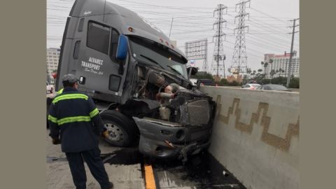 El accidente se presentó en la autopista I-5 cerca de la salida Garfield Ave.