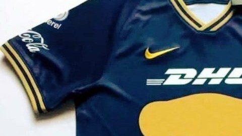 El nuevo jersey de Pumas se asemeja al que usó en la década de los noventa