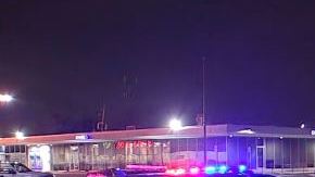 Dos carriles laterales tuvieron que ser cerrados a la altura de Edgebrook por el incidente.