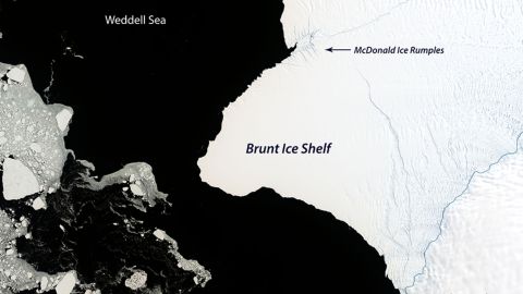 El iceberg puede desprenderse en cualquier momento.