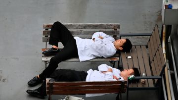 Dormir durante el horario de trabajo no es mal visto en Japón.